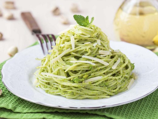 Fettuccine with pistachio pesto and courgette slices