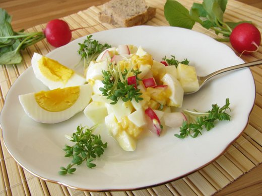 Egg salad with pineapple