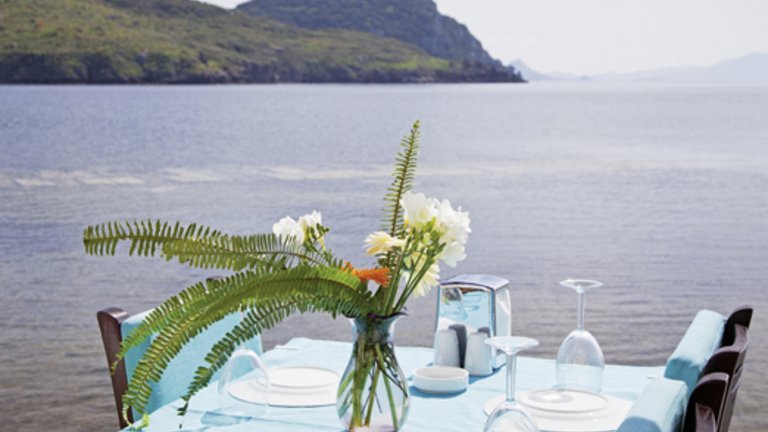 Dinner table by the sea side