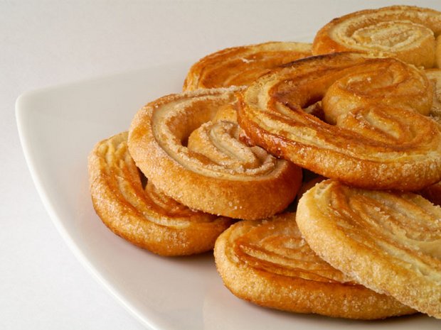 Ham Pastry Hearts with Ricotta