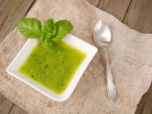 Cold Zucchini Soup with Curry